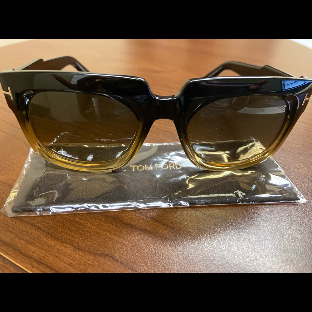 TOM FORD “Christian TF729” Authentic